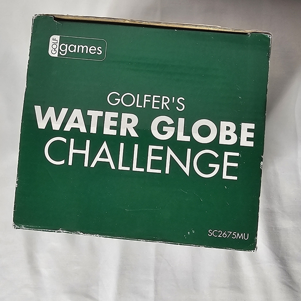 E & B Giftware Golf Water Globe Challenge VINTAGE! - Picture 2 of 8